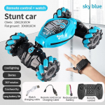 Uus 4WD 1:16 Stunt RC-autot LED-valgusliigutusega induktsioonideformatsiooniga, keeratud ronimisautoga RC Buggy 360 Flip Drift elektroonilised m&auml;nguasjad Dual Modes taevasinine v&auml;rv