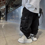 S&uuml;gise ja talve poiste vabaaja cargo p&uuml;ksid Suuremate laste spordip&uuml;ksid Teismeliste streetwear kottp&uuml;ksid Laste dressip&uuml;ksid 170cm must