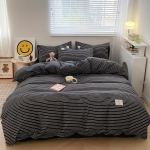 Uus nahas&otilde;bralik harjatud MUJI stiilis pestud puuvillane neljaosaline komplekt &uuml;li&otilde;pilaselamu tekkekate voodilina komplekt 120cm4pcs