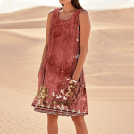 Naiste suvekleidid, vabad rannapuhkuse vabad varrukateta p&auml;ikesekleidid taskutega. L