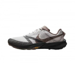 Nike Kiger 10 Meeste Jooksusaapad IB7668-001 Suurus EU 44.5 hall v&auml;rv