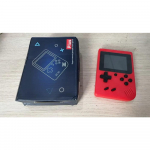 Punane retro k&auml;eshoitav m&auml;ngukonsool lastele 400 klassikalist m&auml;ngu Laetav Teleriga &uuml;hendatav 15cm punane