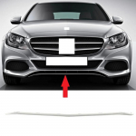 Esip&otilde;rniku kroomitud dekoratiivliist A2058853123 Mercedes Benz C-klassile W205 2015-2018 C300