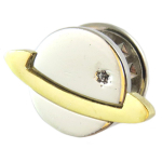7bis [Q1407] &ndash; K&auml;sitsi valmistatud h&otilde;bedase kullatud n&otilde;elpross &bdquo;Saturn&rdquo; &ndash; 18x12 mm h&otilde;be