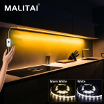 MALITAI USB-toitega 2835 SMD veekindlad LED-lintvalgustid k&ouml;&ouml;gi seinale LED-&ouml;&ouml;valgusti k&auml;sitsi p&uuml;hkimisanduri l&uuml;litiga valge soe valge 1M valge