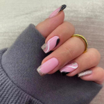 24 tk/komplekt Quick Nails kuldne pulber mustvalge laine vale nials kleebis kantav veekindel manik&uuml;&uuml;r viimistletud k&uuml;&uuml;ned