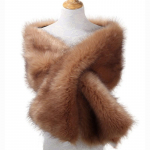 Pruudisall karusnahast varastas kunstkarusnahast m&auml;his &otilde;htukleit Bolero neem Pulmasall Talvine pruudimantel L