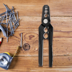 Pipe Repairing Pliers Plumbing Straightener with 6 Hole Easy to Use Repair Clamp for 1/4in 3/8in