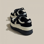 Kontrastsed spordijalatsid naistele V&auml;ike valge king naistele Harajuku stiilis retro rulajalan&otilde;ud naistele Vulkaniseeritud kingad 35 must