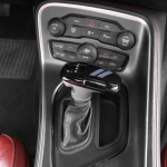 Keskne k&auml;igukangi &uuml;lemine kate Dodge Challenger Charger 2015+ jaoks Must ja Hall gray