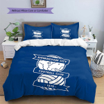 Birmingham City Football Club logoMuster Voodipesu, Tekikomplekt Tekikate Padjap&uuml;&uuml;r Kodu S&uuml;nnip&auml;evakingitus (1 * tekikott + 2 * padjap&uuml;&uuml;ri, ilma s&uuml;damikuta) 135x200cm