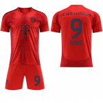 2024-25 Real Madrid kodus&auml;rk #9 Mbapp&eacute; #7 Vin&iacute;cius #8 Kroos #5 Bellingham Jalgpallis&auml;rgid M