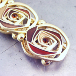 NOA [G5528] &ndash; Kuldpruun 'Parfums' disainik&auml;ev&otilde;ru pruun