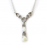 Les Tr&eacute;sors De Lily [J5712] - h&otilde;bedane kaelakee  Goddess Opal  H&otilde;bevalge (roodiumiga kaetud) - 40x25 mm valge