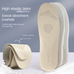 Paksendatud ehtsast nahast sisetald l&otilde;hna ja higi neelamiseks, hingav latekssisetald spordil&ouml;&ouml;gi summutamiseks ja libisemisvastane meestele 35-36