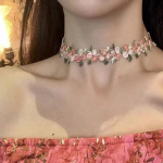 Mitmek&uuml;lgne magusate romantiliste lilledega kaelakee kaelakee naistele t&uuml;drukutele kvaliteetse tikandiga lillega kaelakee aksessuaarid