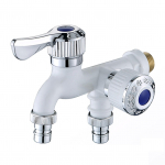 Kahe peaga kiiravatav pesumasina segisti, vastupidav, vastupidav veetoru jaotur pesuruumi jaoks valge