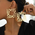 Moodsad rippuvad k&otilde;rvar&otilde;ngad naiste ehete jaoks kuld