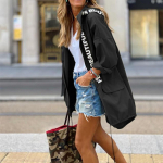 Naiste &uuml;hev&auml;rviline vaba vabaaja temperamendiga kapuutsiga Mackintoshi riidest tuulejope S