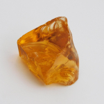 85,65 ct  Looduslik Brasiilia Oranž Kuldne Topaas Lahtine Kivi Toorkivi 31.6 mm oranž