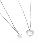 1 paar kaelakeed, mis sobivad kingituseks laialdaseks kasutamiseks Elegantne armastuse pusle paaride pusle klubile