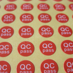 3000 tk 1 cm QC PASS Paberikleebis Kvaliteedikontrolli Kleebis Tehase Toote Kontrollm&auml;rk Tootmisprotsessi Kontrolli Silt oranž