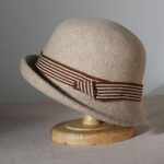 S&uuml;gistalvem&uuml;tsid Uus Korea v&auml;ljaanne Viltm&uuml;ts Kuppel moodne painutatud servaga v&auml;ike m&uuml;ts naiste villane valamum&uuml;ts Adjustable (56-60cm) beež