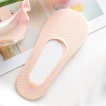 Suvised hingavad unisex n&auml;htamatud sokid valge