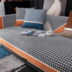 &Scaron;enill-diivanipadi Four Seasons universaalne libisemiskindel k&otilde;rgkvaliteetne diivanikate Nordic Mat Light Luxury hagijahamba katter&auml;tik 70*70CM