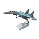 1/100 m&otilde;&otilde;tkavas lennuk SU35 Super Side Position SU-35 h&auml;vitaja sulamist mudel h&auml;vituslennuki mudel lennukimudelid lennukimudelid sinine/kamuflaaž