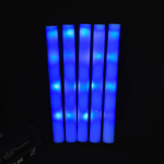30 tk RGB LED helendav vahtpulk Hulgim&uuml;&uuml;k V&auml;rvilised LED helendavad pulgad Cheer Tube Tume Valgus S&uuml;nnip&auml;ev Pulmapidu Tarvikud No Customized blue