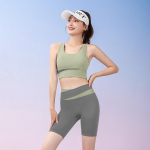 Spordi&uuml;likonnad Fitness Rinnahoidja Naiste Suvine joogakomplekt L&uuml;hikesed p&uuml;ksid K&otilde;rge v&ouml;&ouml;kohaga Push Up Jooksmine Fitness Jooga l&uuml;hikesed p&uuml;ksid 2-osaline komplekt Spordip&uuml;ksid S