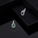 Naiste naastk&otilde;rvar&otilde;ngad Estele roodiumkattega ja lillekujuliste CZ-dega