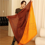 Nelja hooaja stiil 110 * 110 cm siidine sile kr&uuml;pteeritud brokaat suur kandiline sall sall &otilde;huke sall reisi p&auml;ikesekaitsekreem 110X110cm