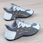 Meeste kingad 2024. aasta suvised uued tossud meestele kerged pehmed unisex nahast mugavusega platvormil vulkaniseeritud kingad Zapatillas Hombre 38 hall v&auml;rv