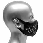 Mustast nahast needitud kivimask, hingav peomask black must