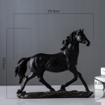 Uued Hiina vaigust k&auml;sit&ouml;&ouml; sodiaagi hobuse kaunistused &auml;ri majapidamine avamine kingitused kontorikaunistused