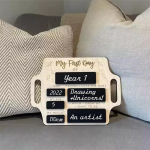 Esimese koolip&auml;eva silt Kaasaskantav rippuma kooli tahvlim&auml;rk Isikup&auml;rastatud esimese koolip&auml;eva kriittahvli fotorekvisiit beež