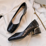 Suurused 35-43 Naiste Klassikalised Kingad Keskmise Kontsaga Ruudukujulise Ninaga Kingad Kontori Daami Nahast Kingad Suur Kuldne Metallkett Pehmed Tallad Libistatavad Kingad 39