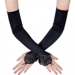 Pikad ooperipeo 20. aastate satiinkindad, venivad t&auml;iskasvanud k&uuml;&uuml;narnuki pikkuses