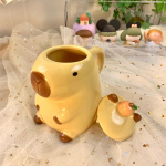 Capybara teetass piimakruus armas loom 450 ml s&uuml;nnip&auml;evakingitus joogitass kohvi kodukontorisse