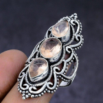 Naturaalsest morganiidist k&auml;sit&ouml;&ouml;na valminud 925 h&otilde;bedast ehter&otilde;ngas, suurus 9, Y8l58