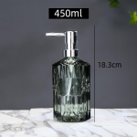 Stiilikomplekt vannitoatarvikutele Sobib reisimiseks m&otilde;eldud vedelseebi dosaatoritele 450 ml &scaron;ampooni ja du&scaron;igeeli dosaator hall v&auml;rv