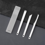 3 tk pedik&uuml;&uuml;ri t&ouml;&ouml;riistu jalgadele roostevabast terasest jalapuhastaja surnud naha eemaldaja jalakraabits nuga kraapimismanik&uuml;&uuml;ri t&ouml;&ouml;riist 3pcs