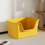 Suurem&otilde;&otilde;tmeline pritsmekindel kassiliivakast koos kulbiga, poolsuletud disain 43.5x36.5x22 cm (with cat litter shovel)
