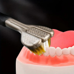 Kahe komplektiga manuaalsed hambaharjad, s&uuml;gavpuhastus, kolmekihiline m&auml;his, &uuml;lipeened kiudharjased, suuhooldus, isiklik h&uuml;gieen, kodused tervisetarbed