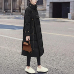 P&uuml;stkrae Tuulekindlad Mantlid Talv Naised N&ouml;&ouml;bid Suured Taskud Pikk Parka Paksendatud Soojem Puuvillane Jakk Korea Puhvjakk XL must