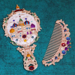tuban - Set: Castle / Butterfly / Peacock Alloy Handheld Mirror + Hair Comb (Various Designs) Castle - Gold