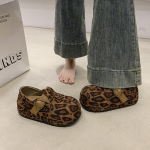 Paksude talladega sisek&otilde;rgendusega Birkenstockid, uus s&uuml;gis, saab kaks korda jalga panna, vabaaja saiapuru &uuml;hekordne kinga suurus 38 leopard