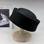 Kvaliteetne ekspordi% villane barett naiste s&uuml;gis-talvine meditsiinikarbi m&uuml;ts Prantsuse silinder m&uuml;ts ni&scaron;&scaron; kausim&uuml;ts M（55-58cm） must